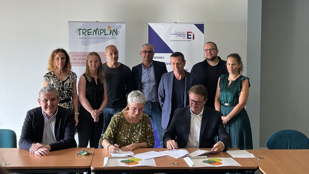 Une convention entre Tremplin et le Medef 01