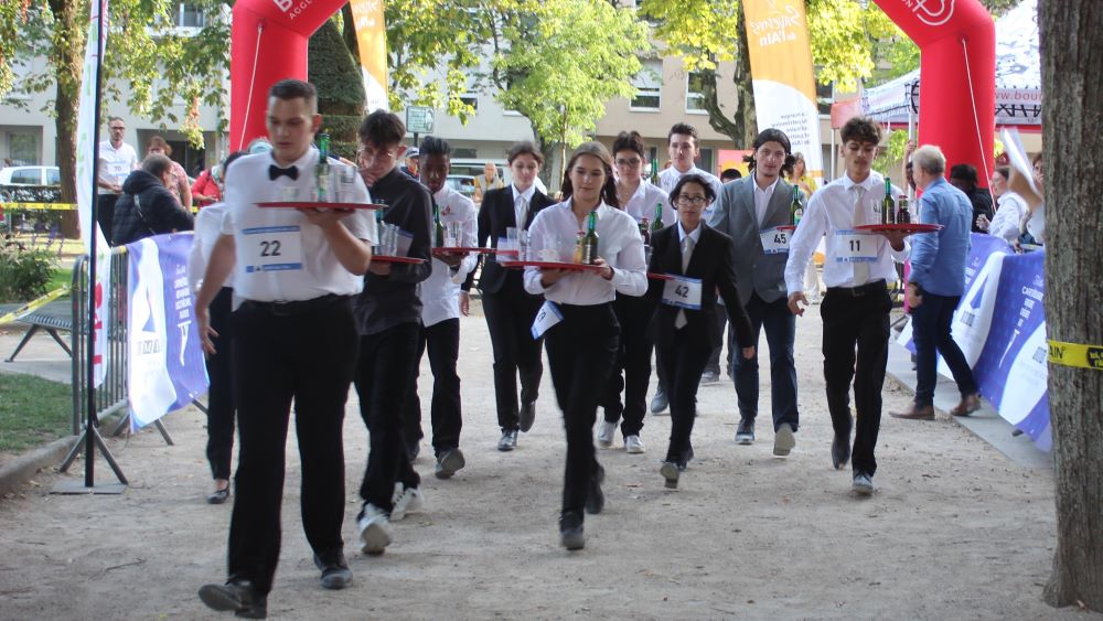 Ain : une 2e course de garçons de café pour l’Umih 01