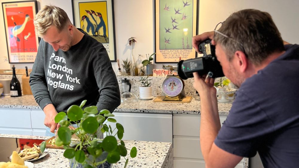 Vidéo : ils mitonnent l’image des entreprises