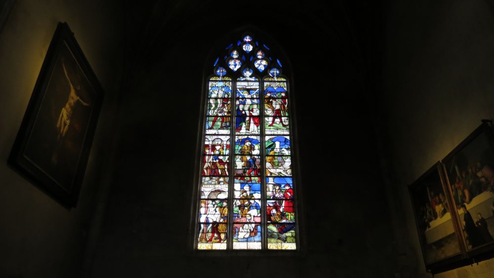 Co-cathédrale ND - vitrail XVIe siècle
