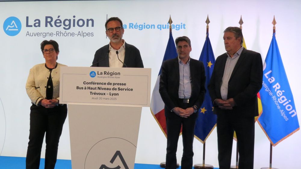 Mobilité dans l&rsquo;Ain : le BHNS Trévoux-Lyon trace sa voie