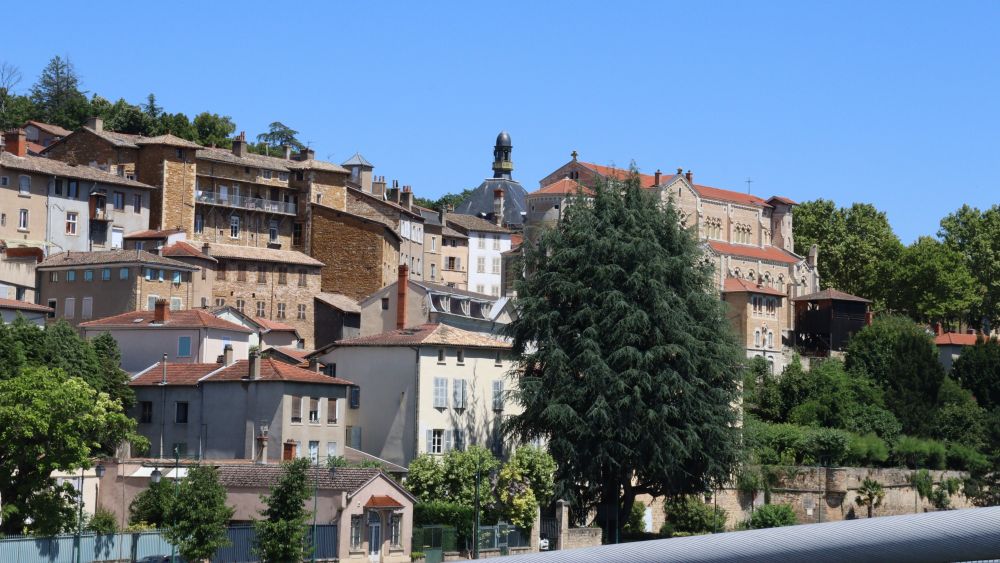 Ain : Trévoux, le Monaco de la Saône