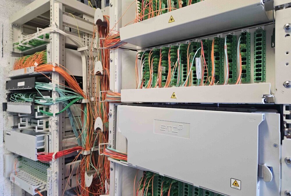 Le réseau public de la fibre remis à niveau en Haute-Savoie