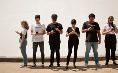 Édito | Smartphone : interdire… tout en imposant