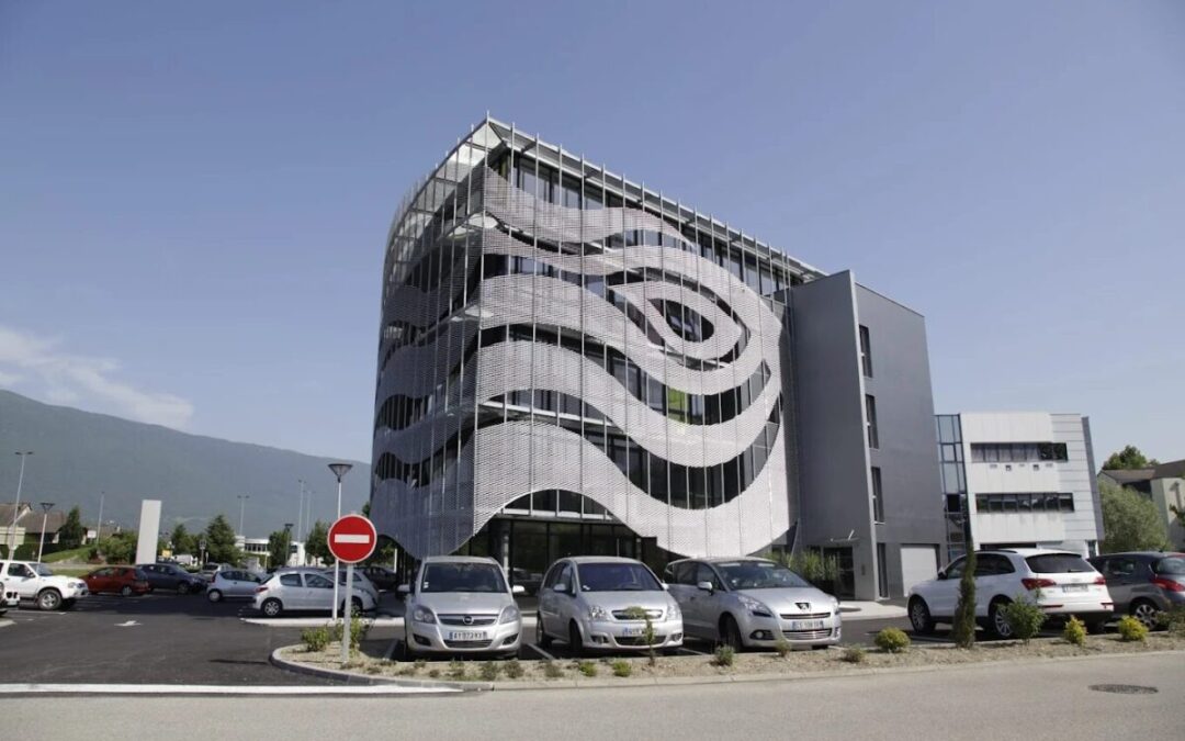 Électricité : le SDES 73 signe un contrat de deux ans avec Octopus