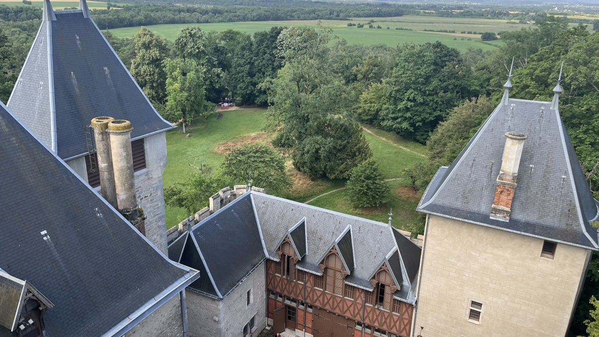 Le château de Chazey-sur-Ain.