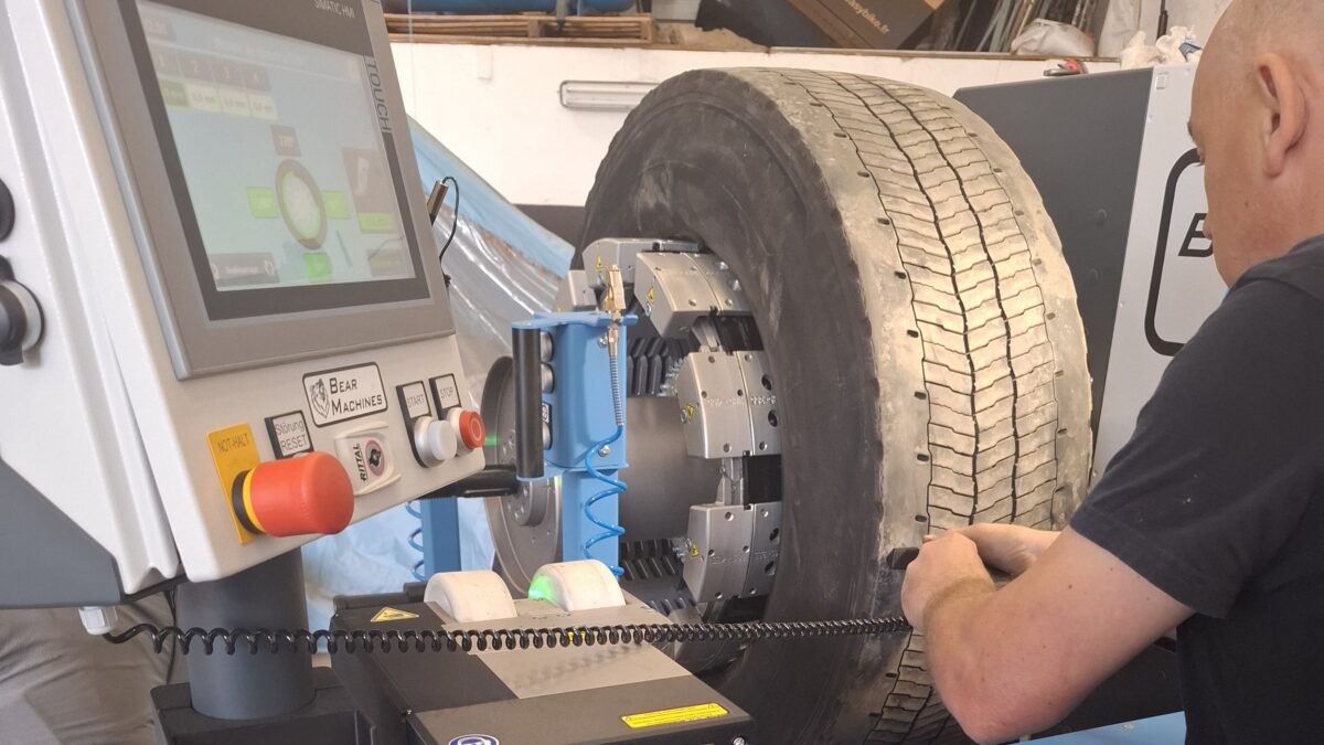 La machine permet de réduire la charge physique pour les employés / ©Thibault Jeanpierre