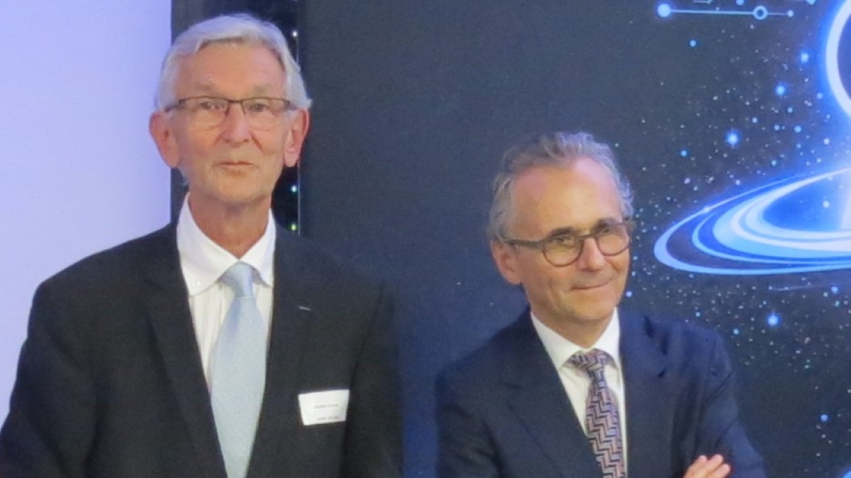 Claude Bordes, président de l'UIMM de l'Ain de 1993 à 2002 puis de 2006 à 2012, et François Perrier, président depuis lors.