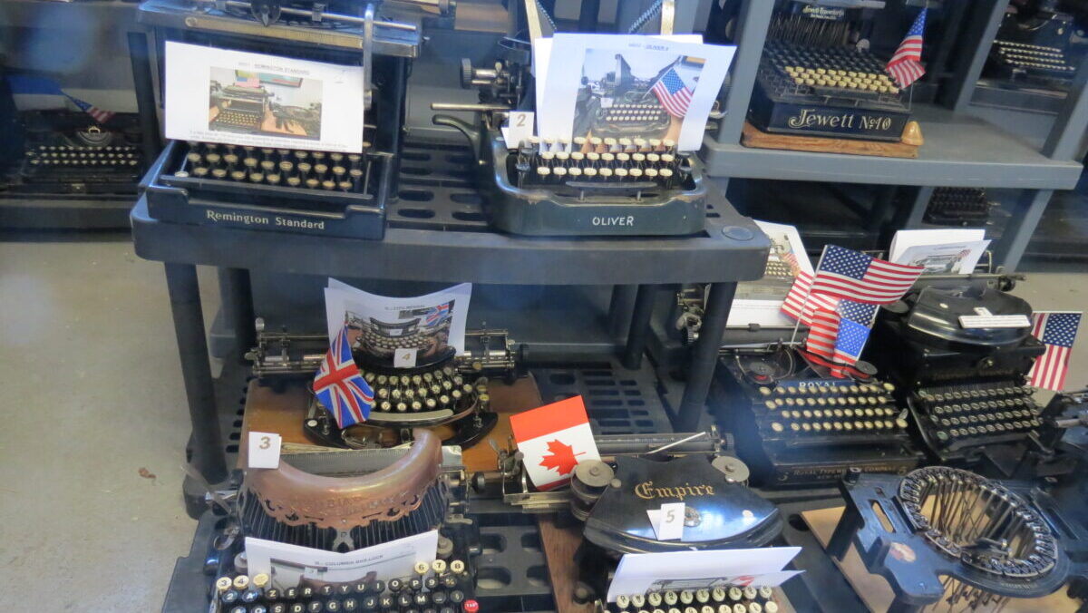 Une toute petite partie des pièces du musée mécanographie sont aujourd'hui exposée chez Micronov.